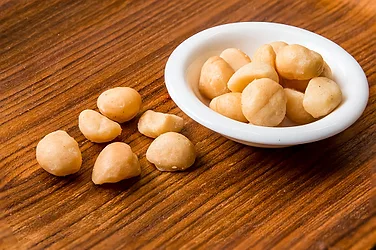 Nuts 1