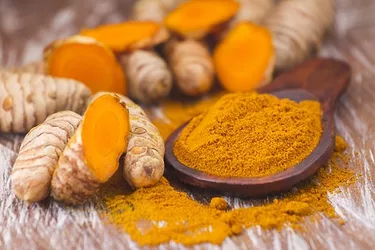 Turmeric powder and roots