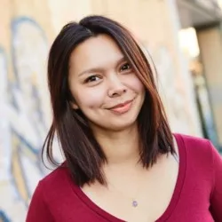 Abi linkedin headshot