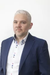 Aaron quinn 078a5333