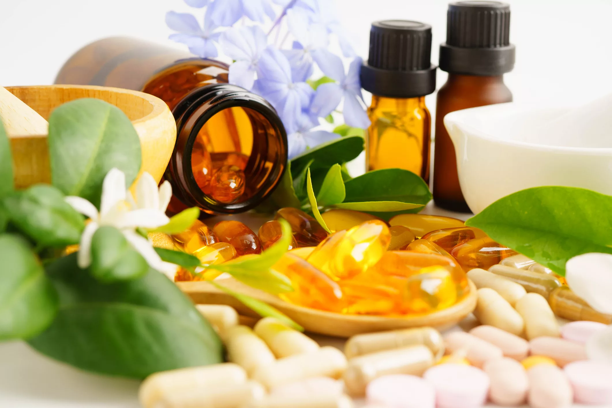 herbal-dietary-supplements-GettyImages-2248954704.jpg