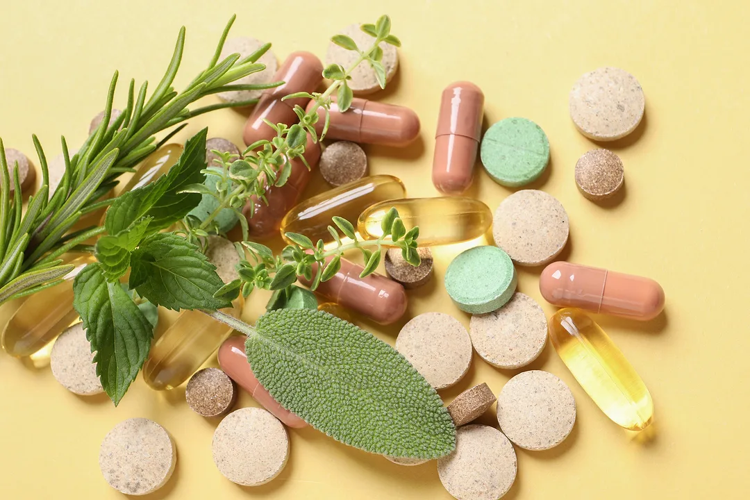 Dietary supplements, herbs and green plants